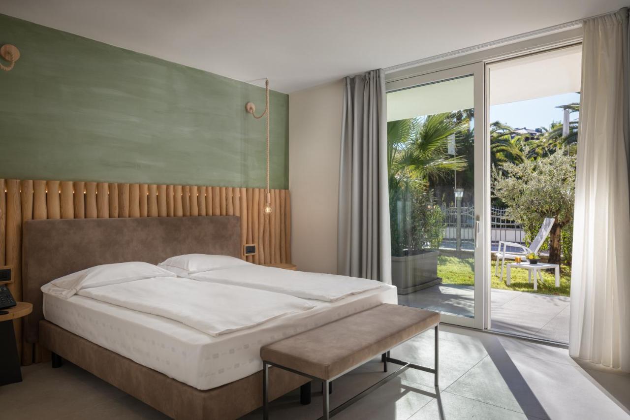 Aris Apartments & Sky Pool - Tonelli Hotels - Adult Friendly Riva del Garda Quarto foto